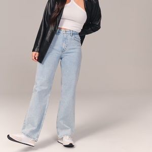 Abercrombie Curve Love High Rise 90s Relaxed Jean